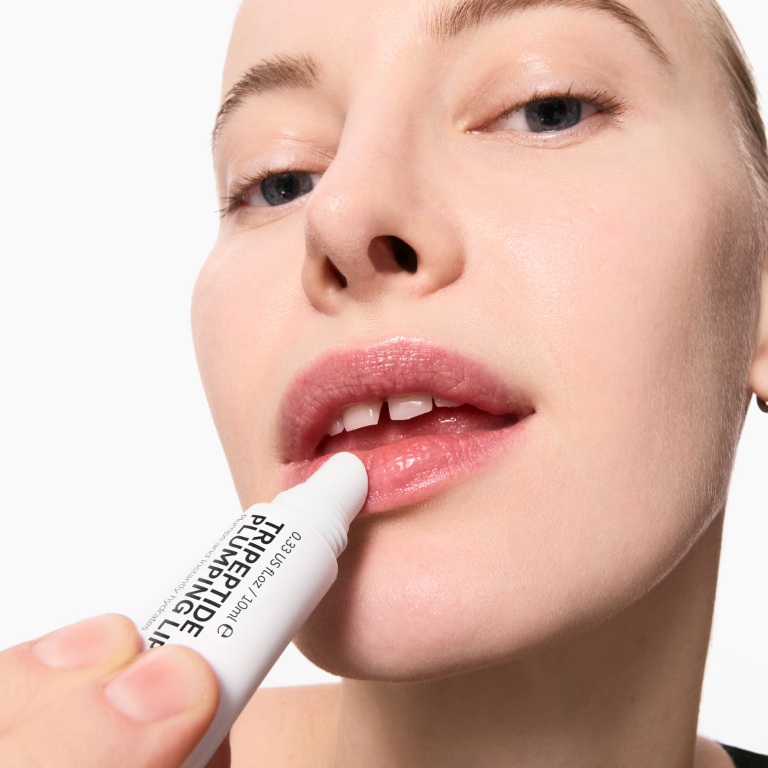 tripeptide-plumping-lip-balm-k0 Model01_270e8b98-a2ed-4742-b111-d25555f44100.jpg
