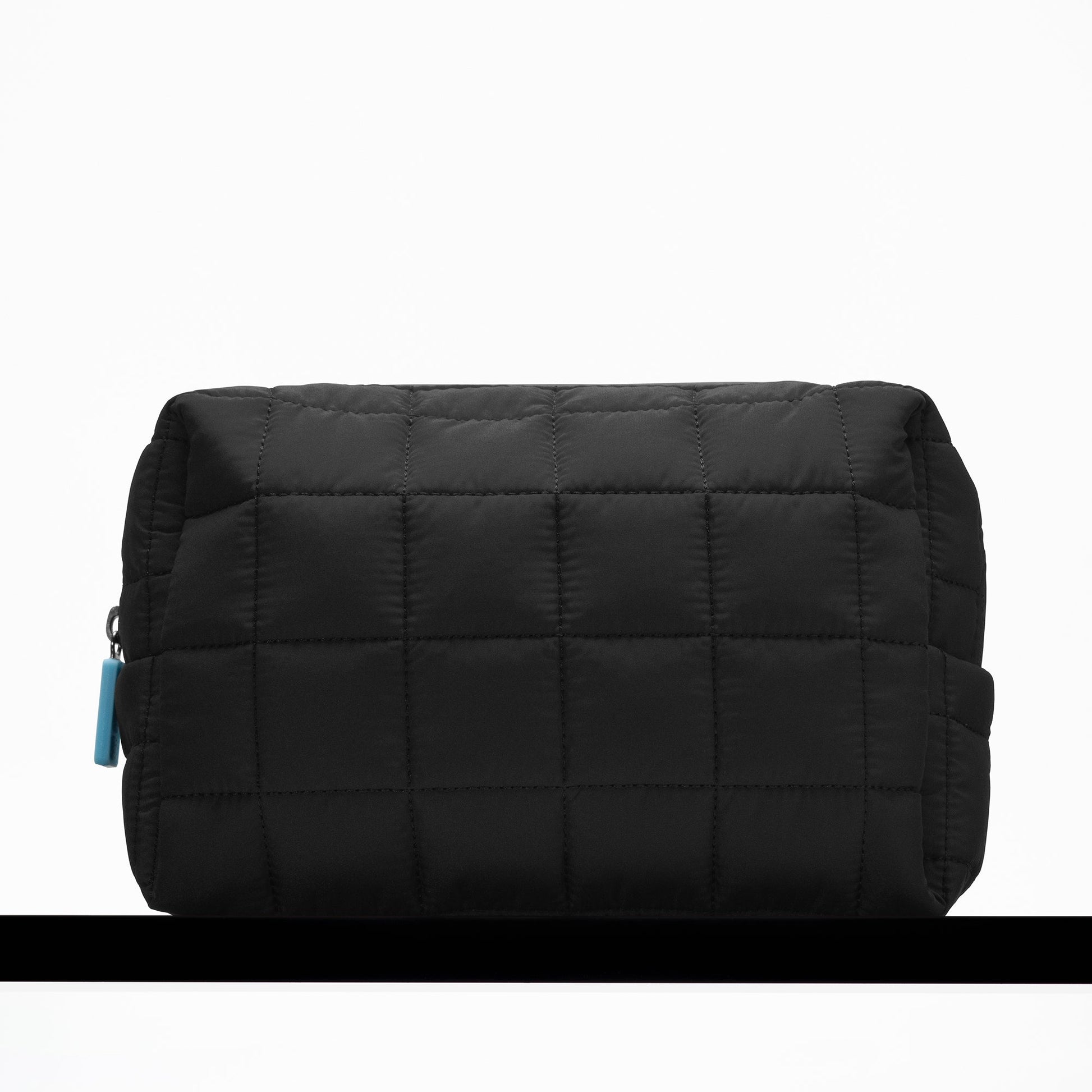 the-inkey-list-washbag-a7 washbag-hydration-04.jpg